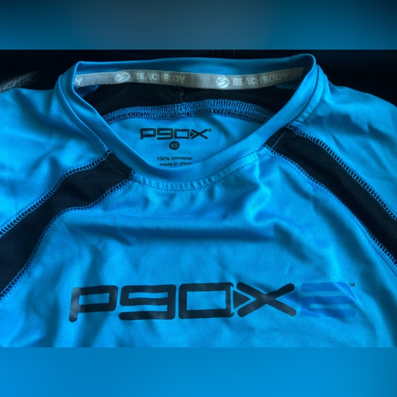 P90x 2 Women’s Blue Black short sleeve t shirt top NWOT! XS Extra Small tee - Picture 3 of 8